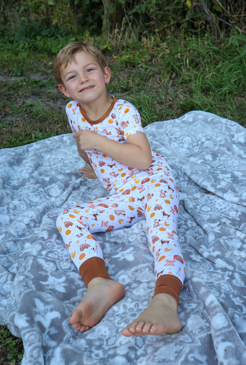 Two-Piece Sets — Farm